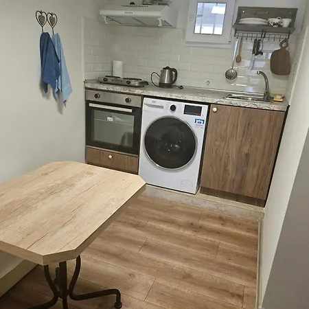 Apartment малко студио в центъра на град Ii Burgas City