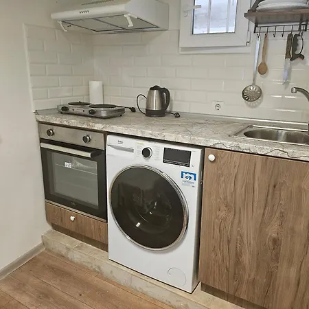 Apartment малко студио в центъра на град Ii Burgas City